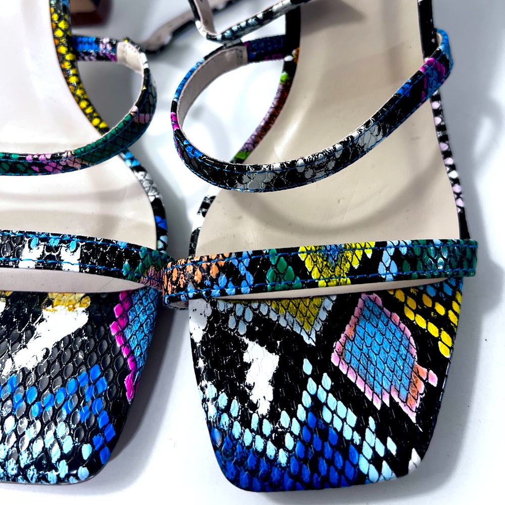 NEW Bamboo snake print sandals